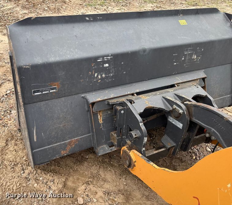 image for item DZ8959 2020 Case 221F compact wheel loader