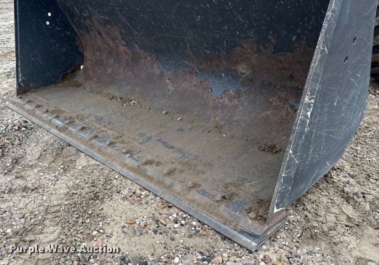 image for item DZ8959 2020 Case 221F compact wheel loader