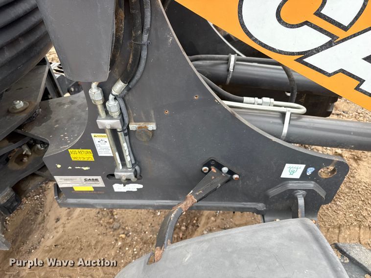 image for item DZ8959 2020 Case 221F compact wheel loader