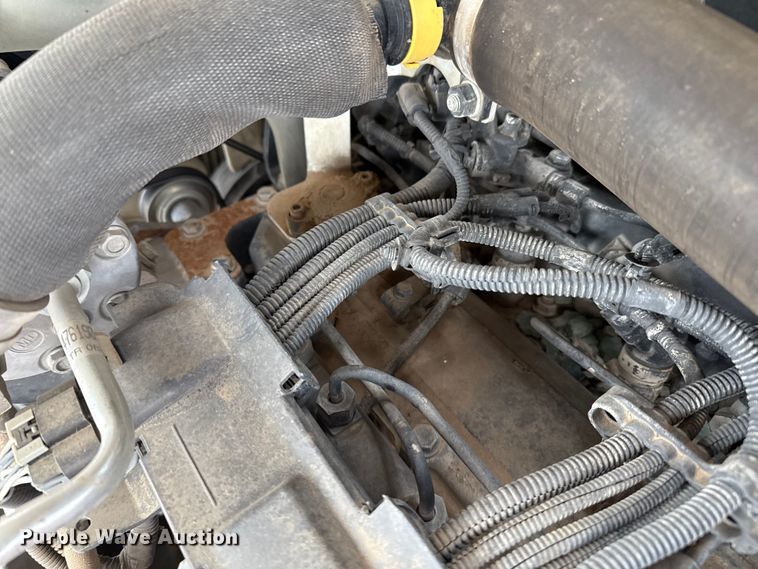 image for item DZ8959 2020 Case 221F compact wheel loader