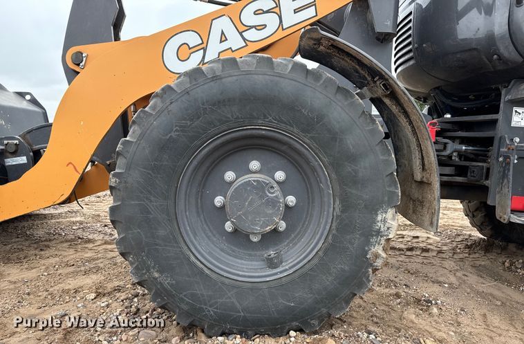 image for item DZ8959 2020 Case 221F compact wheel loader