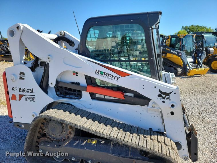 image for item EA2526 2020 Bobcat  T770 tracked skid steer loader