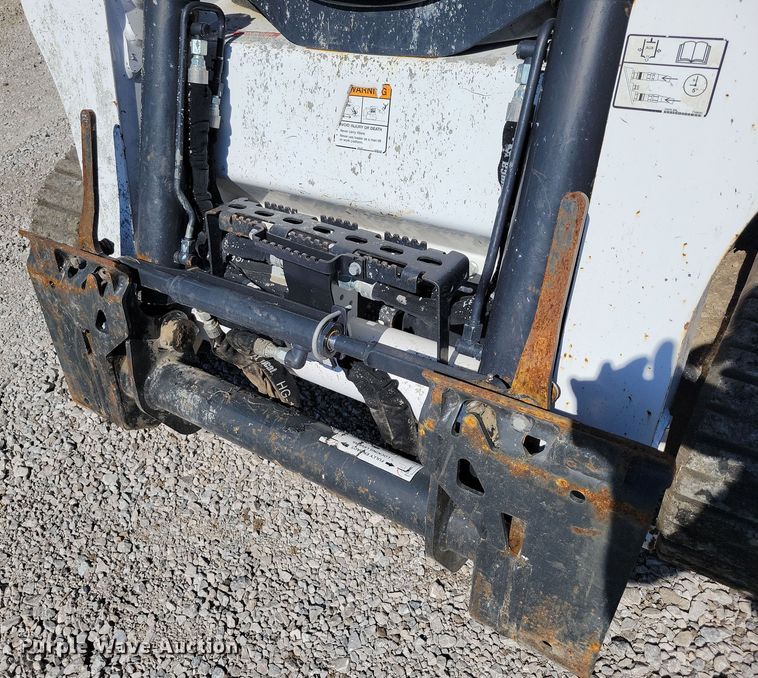 image for item EA2526 2020 Bobcat  T770 tracked skid steer loader