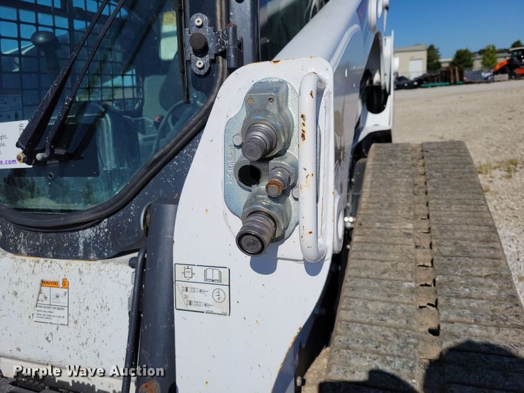 image for item EA2526 2020 Bobcat  T770 tracked skid steer loader