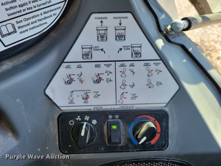 image for item EA2526 2020 Bobcat  T770 tracked skid steer loader