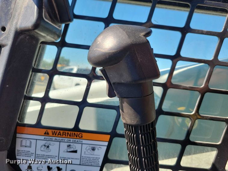 image for item EA2526 2020 Bobcat  T770 tracked skid steer loader