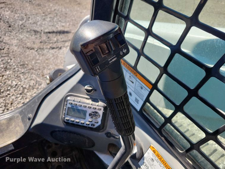 image for item EA2526 2020 Bobcat  T770 tracked skid steer loader