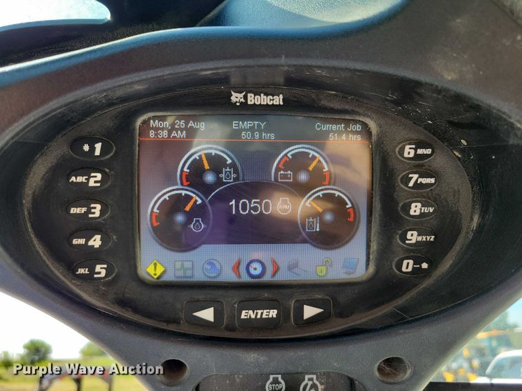 image for item EA2526 2020 Bobcat  T770 tracked skid steer loader