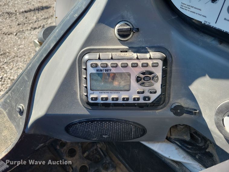 image for item EA2526 2020 Bobcat  T770 tracked skid steer loader