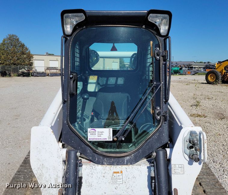 image for item EA2526 2020 Bobcat  T770 tracked skid steer loader