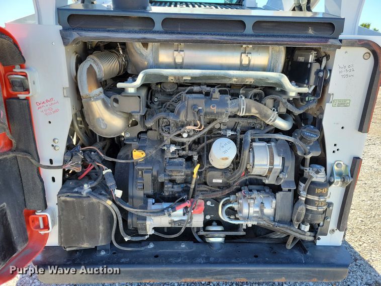 image for item EA2526 2020 Bobcat  T770 tracked skid steer loader