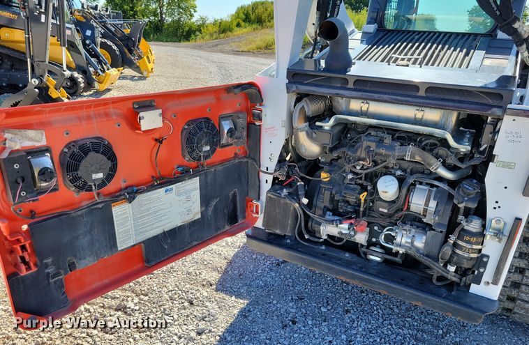 image for item EA2526 2020 Bobcat  T770 tracked skid steer loader