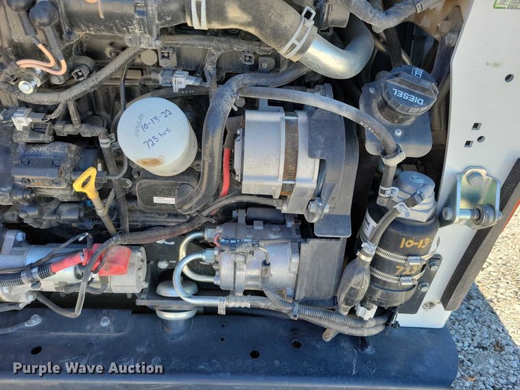 image for item EA2526 2020 Bobcat  T770 tracked skid steer loader