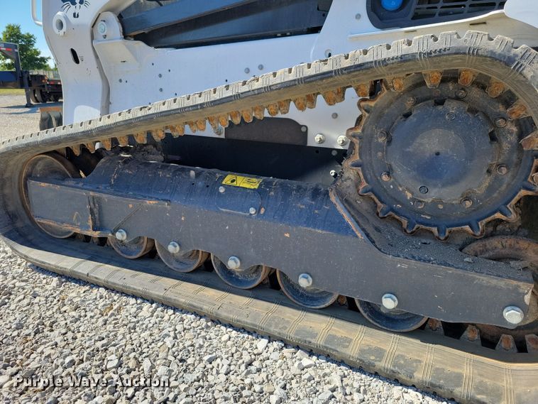 image for item EA2526 2020 Bobcat  T770 tracked skid steer loader