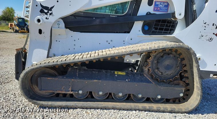image for item EA2526 2020 Bobcat  T770 tracked skid steer loader
