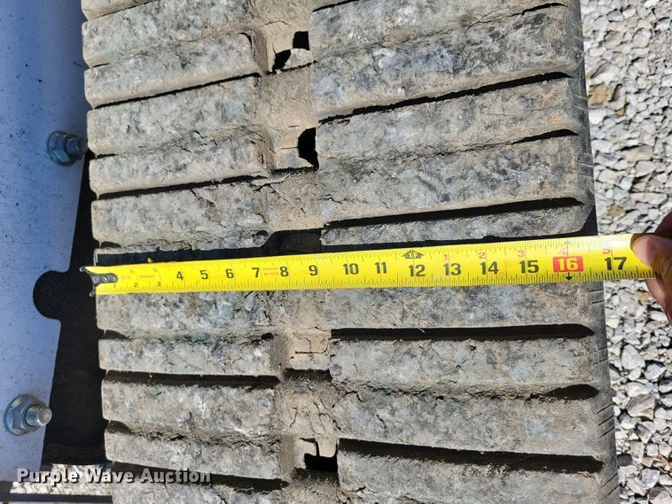 image for item EA2526 2020 Bobcat  T770 tracked skid steer loader