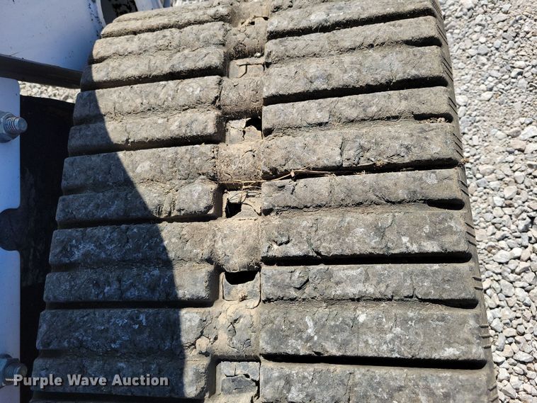 image for item EA2526 2020 Bobcat  T770 tracked skid steer loader