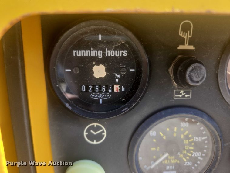 image for item EB0997 1995 Atlas Copco XAS 90 air compressor