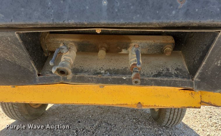 image for item EB0998 1988 Atlas Copco XAS85 air compressor