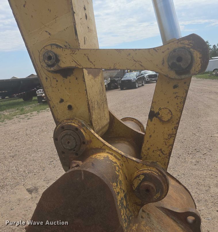 image for item EB0999 1997 Caterpillar 330B L excavator