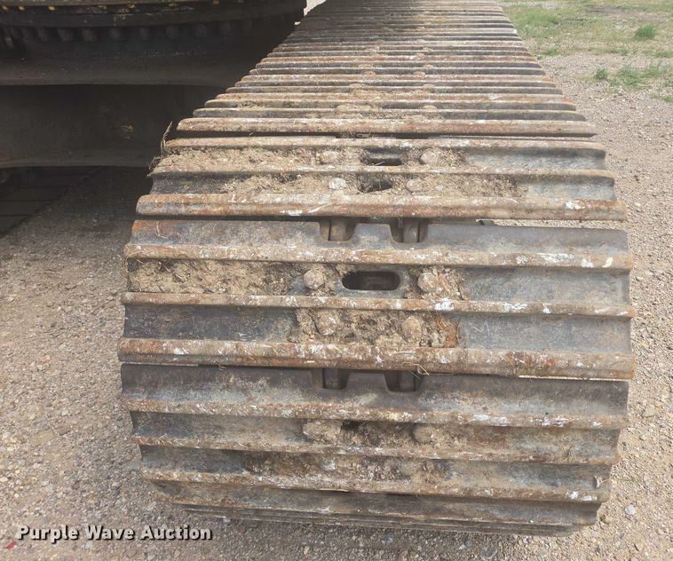 image for item EB0999 1997 Caterpillar 330B L excavator