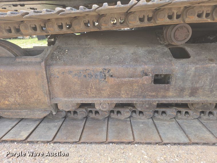 image for item EB0999 1997 Caterpillar 330B L excavator