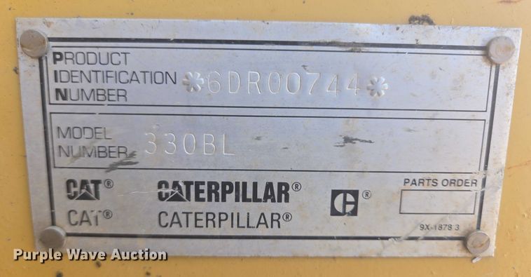 image for item EB0999 1997 Caterpillar 330B L excavator