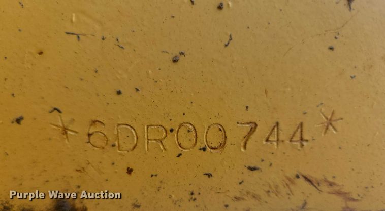 image for item EB0999 1997 Caterpillar 330B L excavator