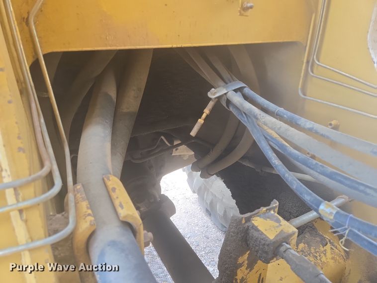 image for item EB1000 1985 Caterpillar 980C wheel loader