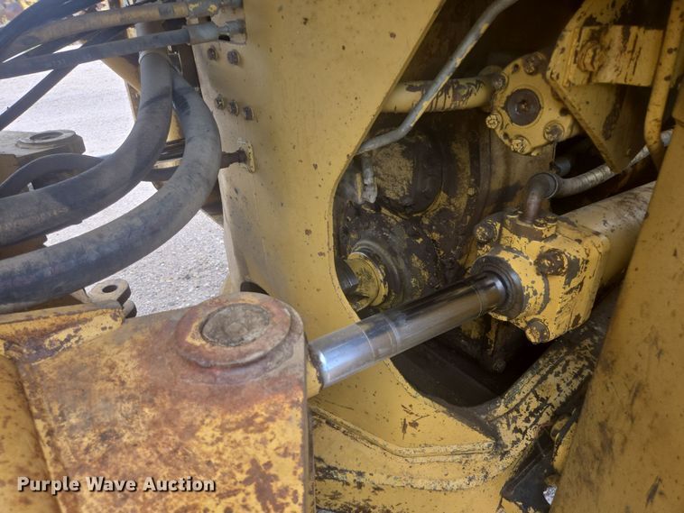 image for item EB1000 1985 Caterpillar 980C wheel loader