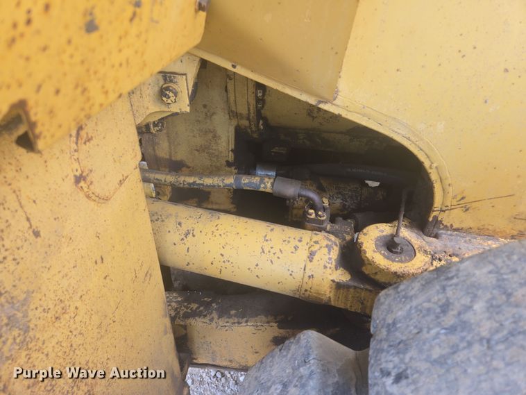 image for item EB1000 1985 Caterpillar 980C wheel loader