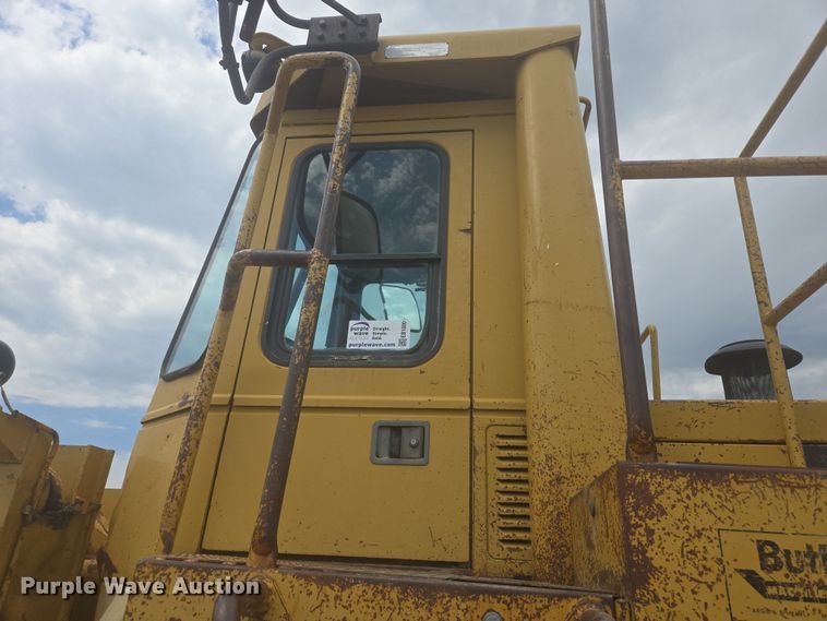 image for item EB1000 1985 Caterpillar 980C wheel loader