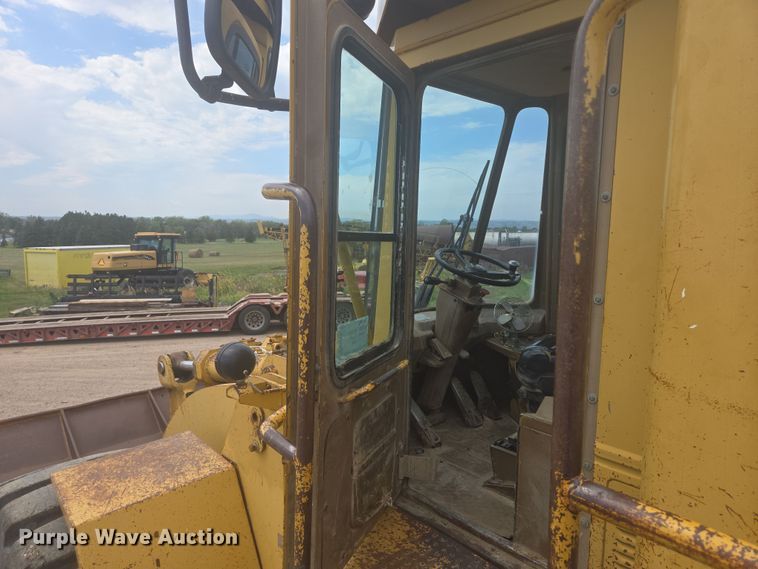 image for item EB1000 1985 Caterpillar 980C wheel loader