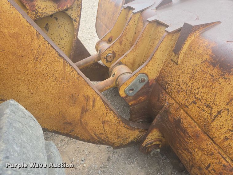 image for item EB1001 1983 Caterpillar 980C wheel loader