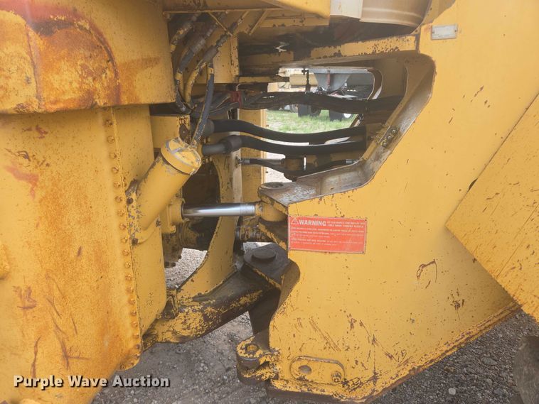 image for item EB1001 1983 Caterpillar 980C wheel loader