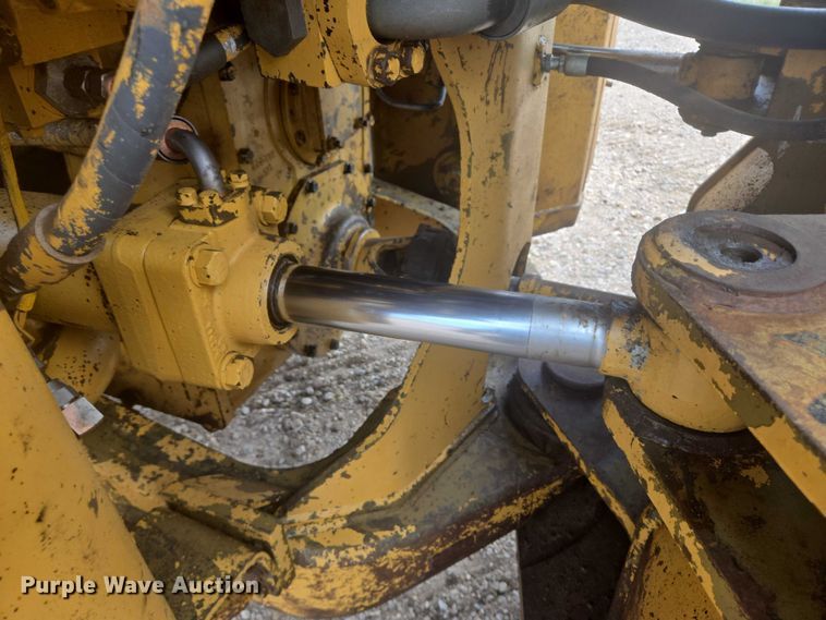 image for item EB1001 1983 Caterpillar 980C wheel loader