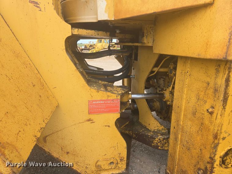 image for item EB1001 1983 Caterpillar 980C wheel loader