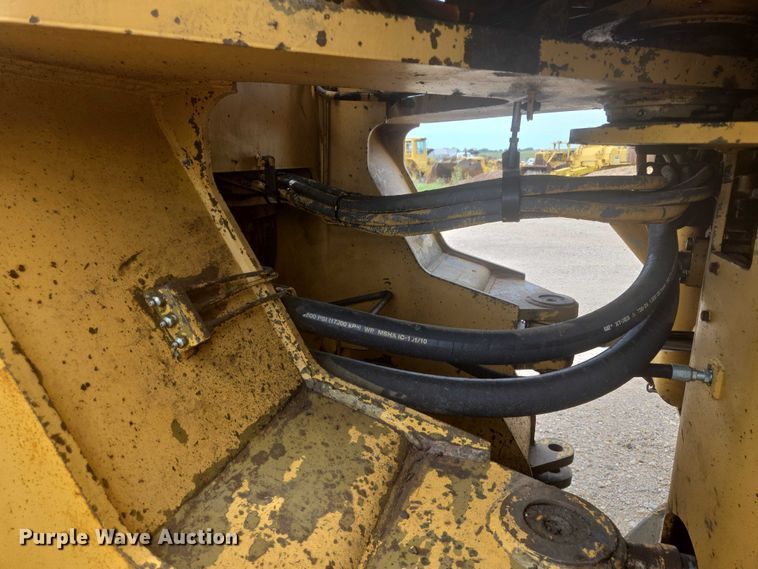 image for item EB1001 1983 Caterpillar 980C wheel loader