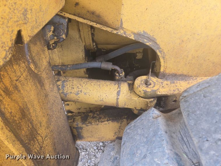 image for item EB1001 1983 Caterpillar 980C wheel loader