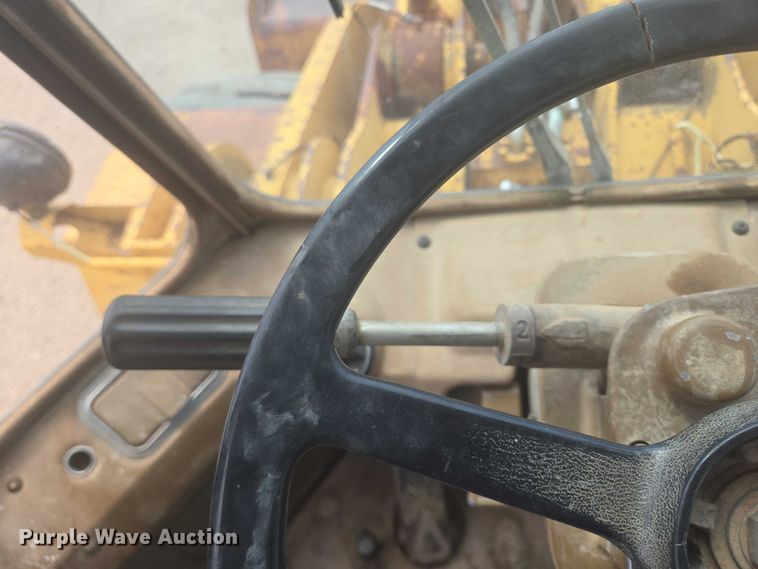 image for item EB1001 1983 Caterpillar 980C wheel loader