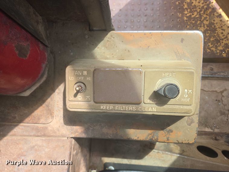 image for item EB1001 1983 Caterpillar 980C wheel loader