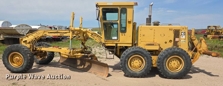 image for item EB1002 1983 Caterpillar 140G motor grader
