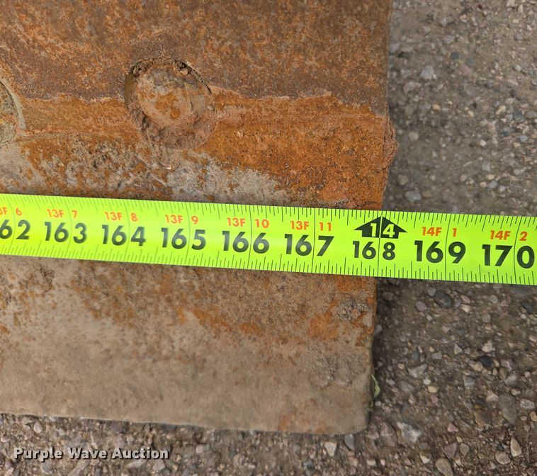 image for item EB1002 1983 Caterpillar 140G motor grader