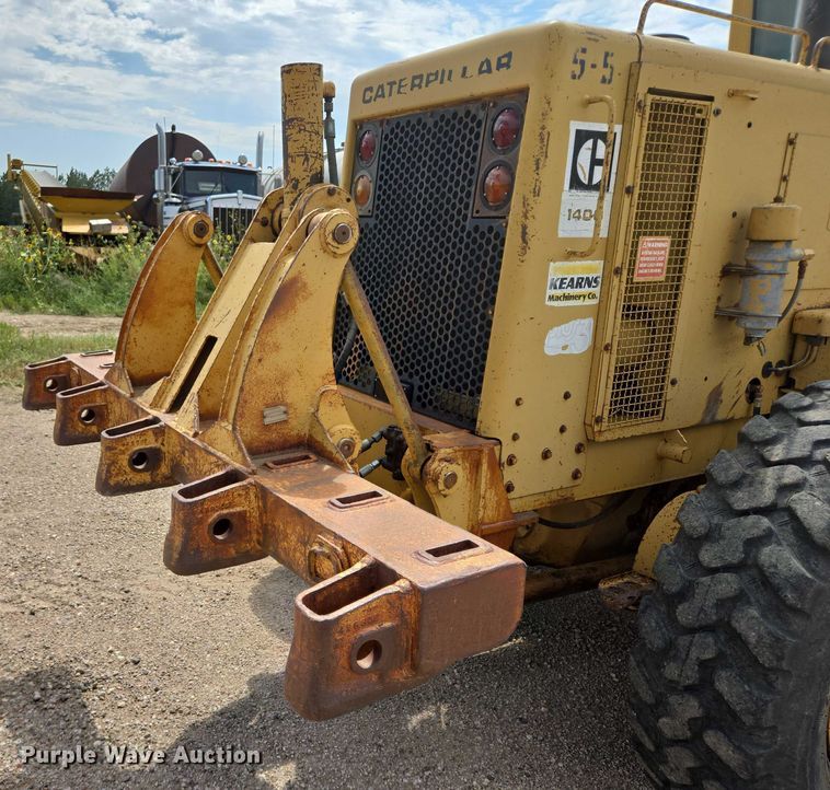 image for item EB1002 1983 Caterpillar 140G motor grader