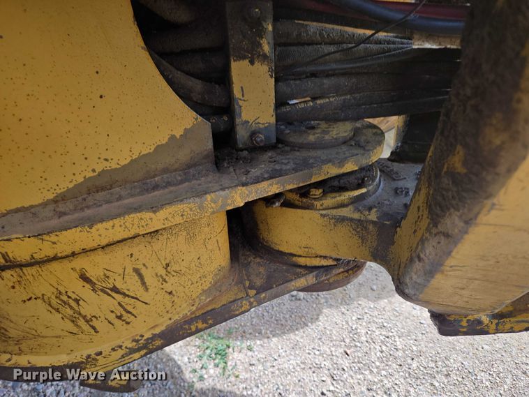 image for item EB1002 1983 Caterpillar 140G motor grader