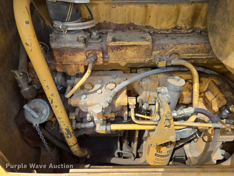image for item EB1002 1983 Caterpillar 140G motor grader