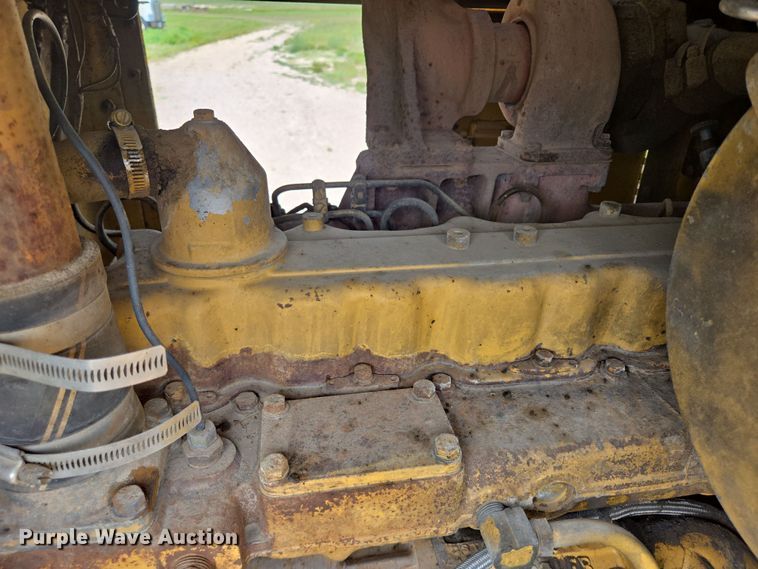 image for item EB1002 1983 Caterpillar 140G motor grader