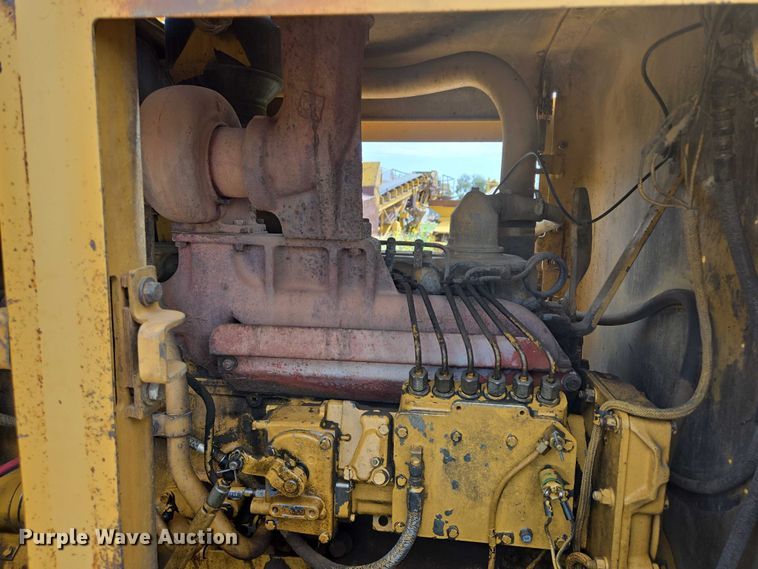 image for item EB1002 1983 Caterpillar 140G motor grader