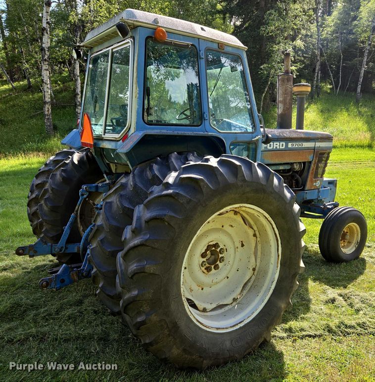 image for item EB1003 Ford 9700 tractor
