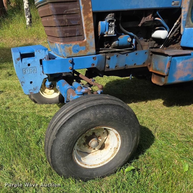 image for item EB1003 Ford 9700 tractor